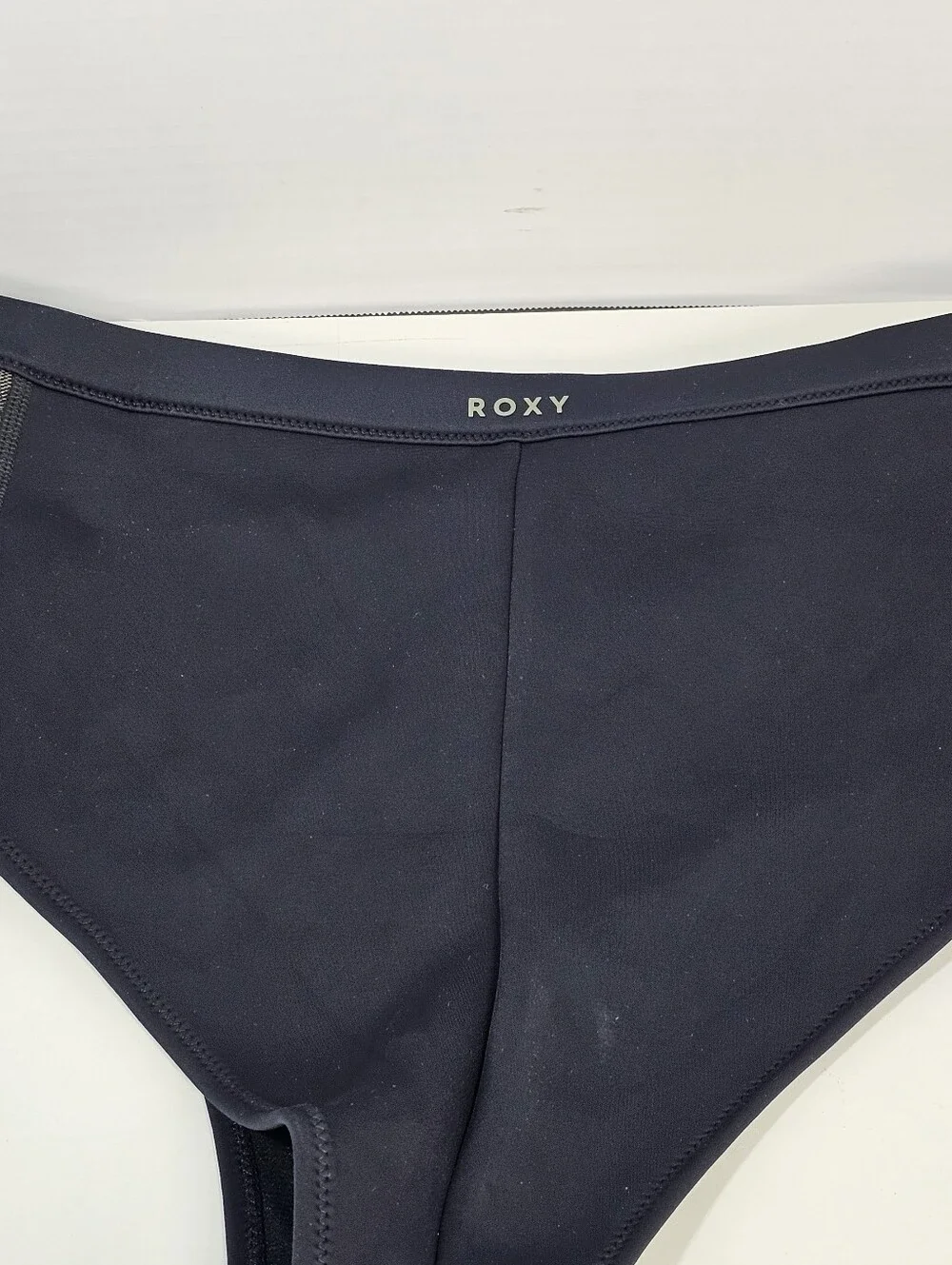 Roxy Pro Wave High-Waisted Bikini Bottoms Size L